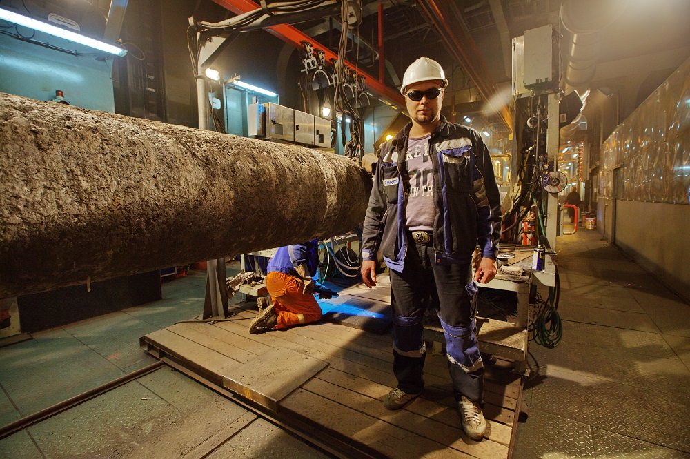 Industrial pipeline in a hazardous zone where intrinsically safe inspection equipment is required by law